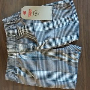 OkLevi’s plaid shorts size 12M, new without tags